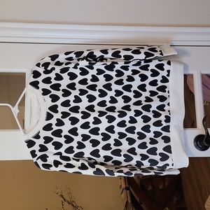 Girls heart sweat shirt